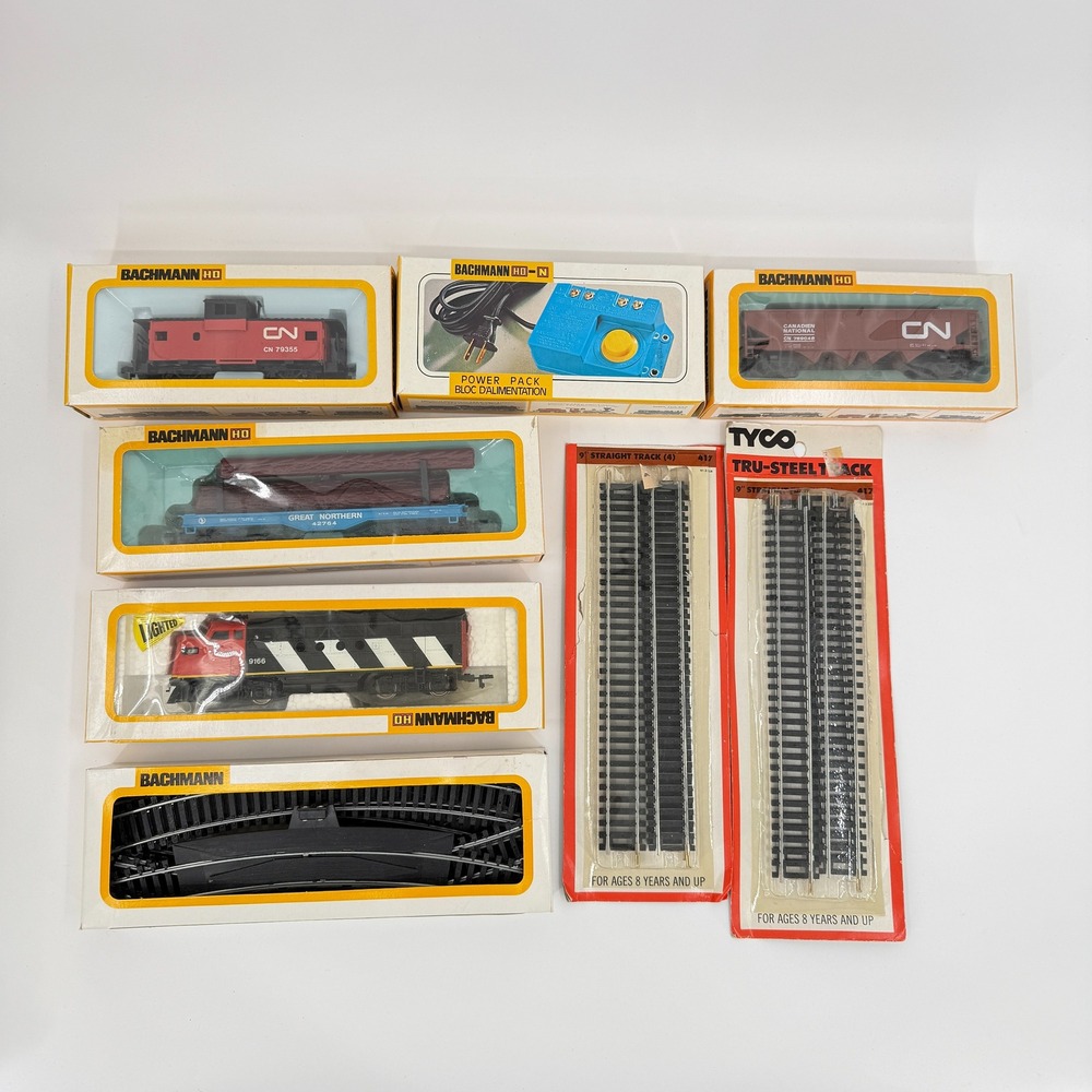 Bachmann Canadian National CN HO Scale Train Set 400105 Tested Working Complete